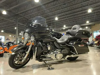 2017 harley-davidson® ultra limited black quartz