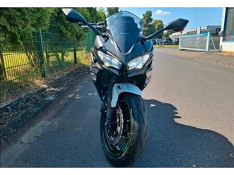 kawasaki ninja 650 performance led *akrapovič*