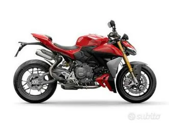 ducati streetfighter v2 s ducati red 2025