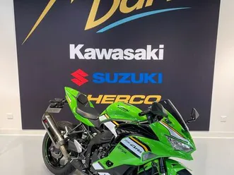 ninja zx-4rr ou ninja zx4rr