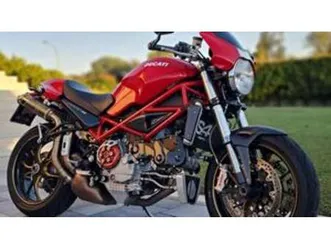 monster s4r testastretta