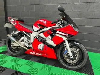 2001 yamaha r6 a vendre