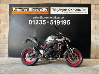 stunning low mileage 2023/23 kawasaki z650 motorcycle