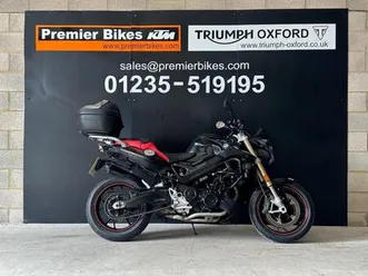 stunning low mileage 2018/18 bmw f 800 r motorcycle