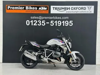stunning low mileage 2021/21 bmw r 1250 r sport motorycle