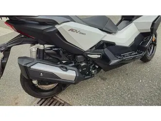 vendo honda adv 350 (2025) usata a orbassano (codice 9855608) - moto.it