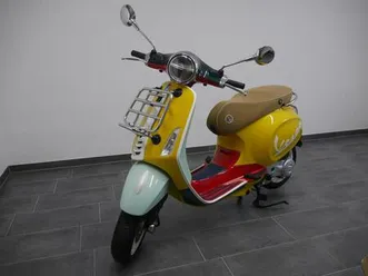 vespa primavera 50 sean wotherspoon // 1.hand