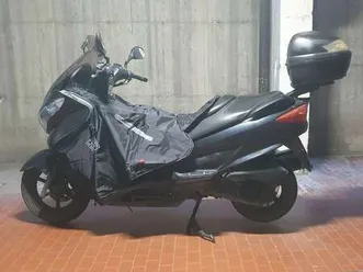 suzuki burgman 200 grigio