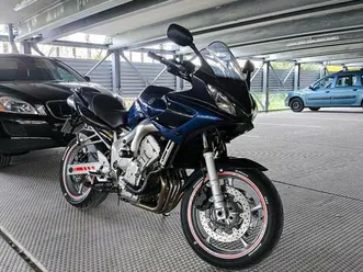 yamaha fz6 fazer. reifen neu s23