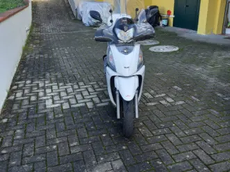 scooter kymco people 300 gti