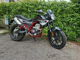 malaguti monte pro 125 motore aprilia