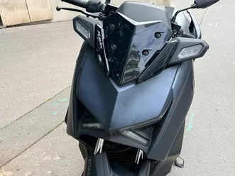 xmax 300 yamaha