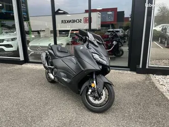 yamaha t max 560 - 2023