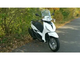 piaggio beverly 400