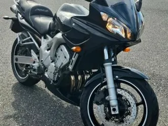 a vendre fz6 très bon état