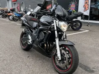 yamaha fz6 (98cv) 2005 600 cm3 | moto roadster | 20 837 km | noir | 59240 dunkerque