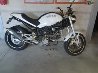 ducati monster 1000s