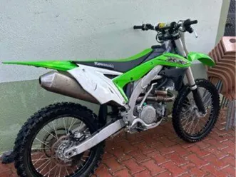 kx450f a vendre la moto est en turquie ??