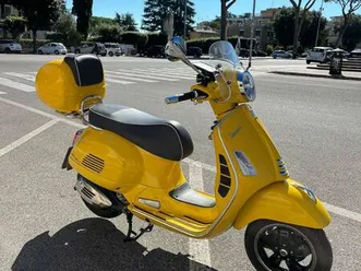 vendo vespa gts 300 super hpe (2021 - 22) usata a roma (codice 9856403) - moto.it