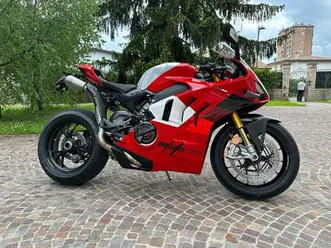 ducati panigale v4 r