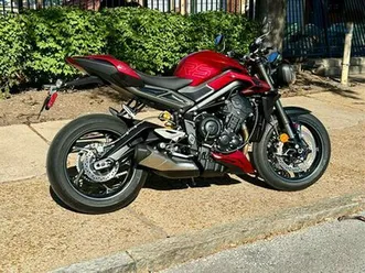 2024 triumph street triple 765 rs