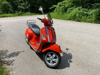 vespa gts300