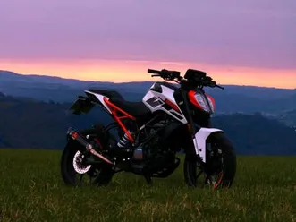 ktm duke 125 2019 akrapovic