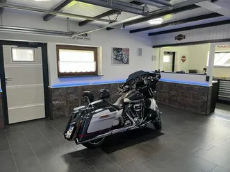 harley-davidson street glide cvo