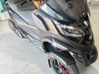 piaggio mp3 400s hpe