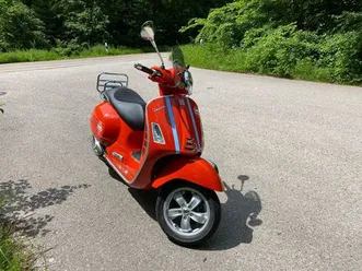 vespa gts300