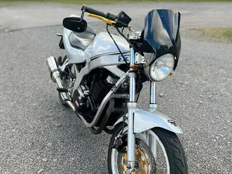 suzuki gs 500e