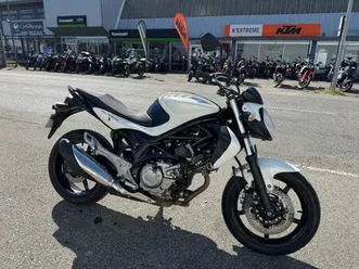 suzuki gladius 650 2012 650 cm3 | moto roadster | 43 236 km | 82000 montauban