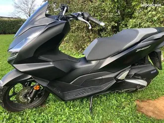 honda 125 pcx 2400km