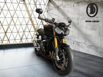 triumph speed triple 1200 rs