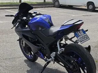 yamaha yzf-r125 blu/azzurro