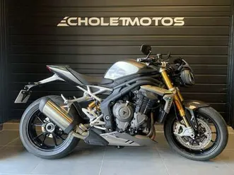triumph speed triple 1200 rs