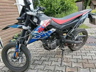 aprilia sx 125