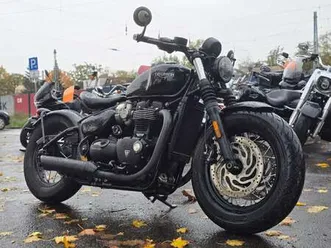 triumph bonneville bobber