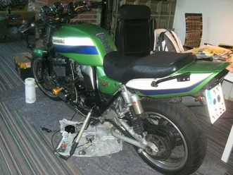 kawasaki zrx 1100