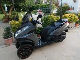 peugeot metropolis 400 - maggio 2016