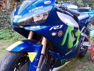 yamaha yzr r1
