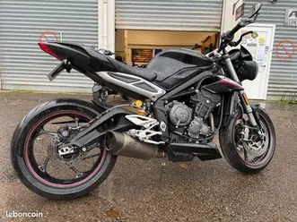 street triple rs