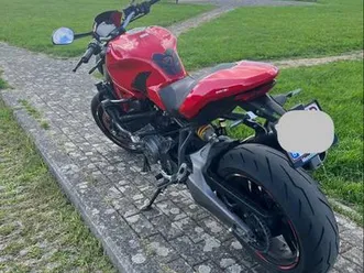 ② ducati monster 821