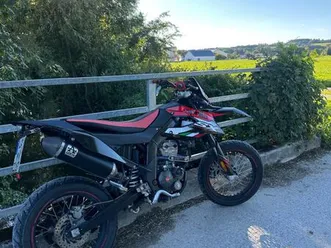 aprilia sx 125 (arrow auspuff)