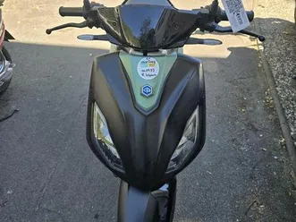 piaggio 1 active 125er e-roller bis zu 100 km reichweite