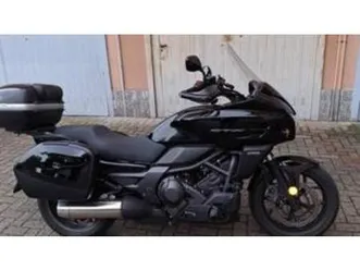 ctx 700 abs dct (2014 - 16)