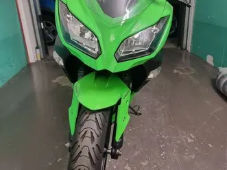 kawasaki ninja 300 abs verde