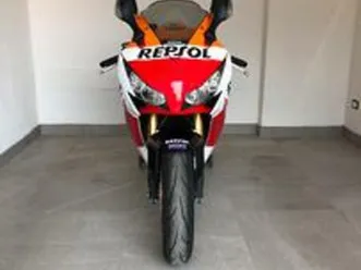 honda cbr 1000 rr fireblade repsol 2015