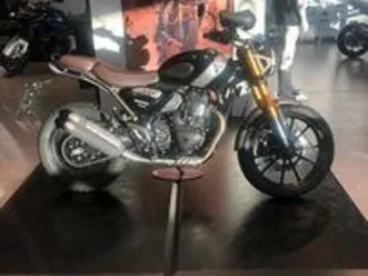 triumph scrambler 400 x