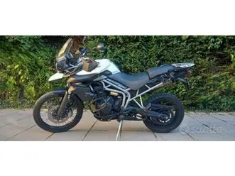 triumph tiger - 2011
